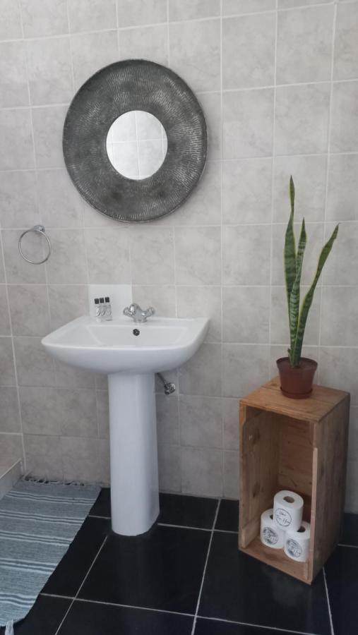 Urban Farm Haus Guesthouse Rundu Dış mekan fotoğraf