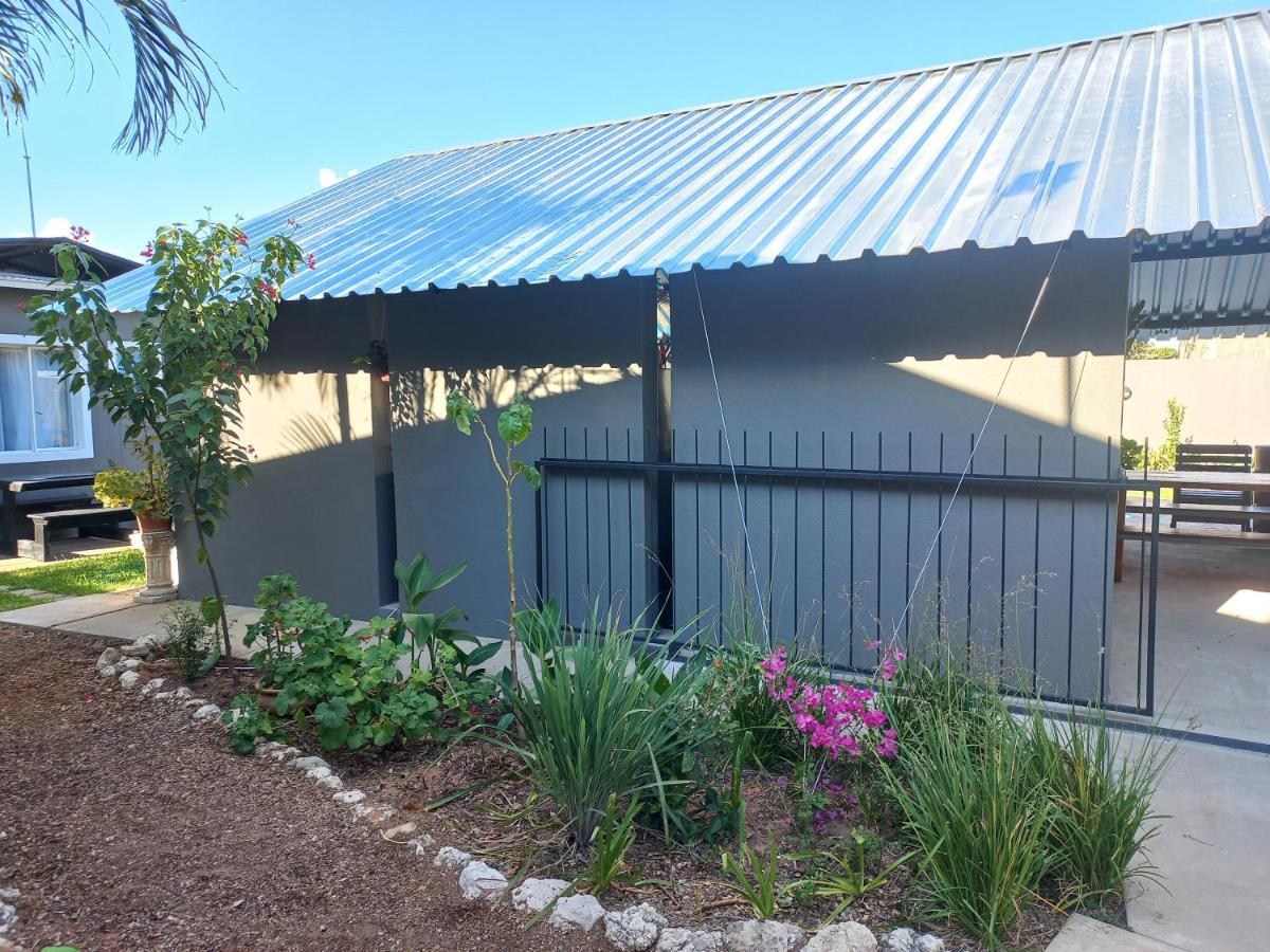 Urban Farm Haus Guesthouse Rundu Dış mekan fotoğraf